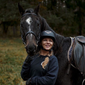 Meet your Posher, Eva